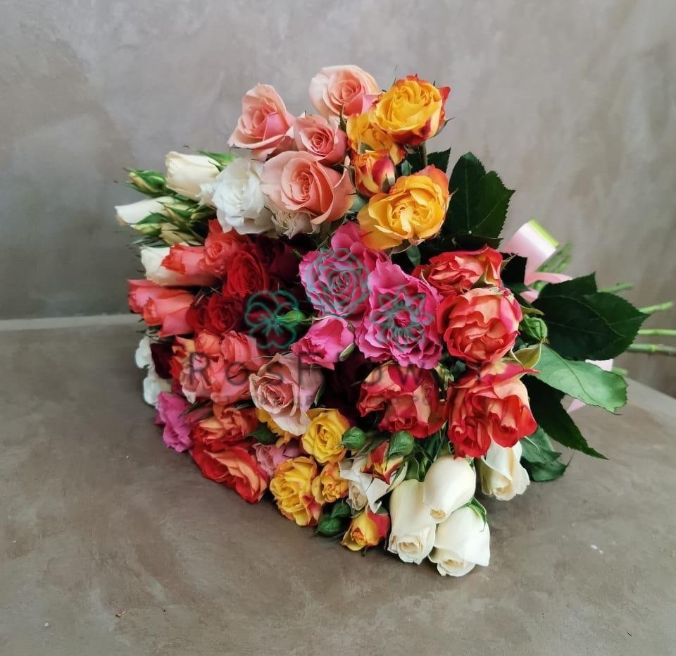 Букет цветов из: Розы в Жилёво