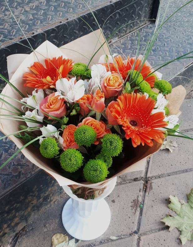 Букет цветов из: Герберы, Хризантемы, Альстромерии и Розы в Жилёво