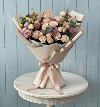 Букет цветов из:  Розы и Лизиантусы #REPLACE_PRED# Жилёво