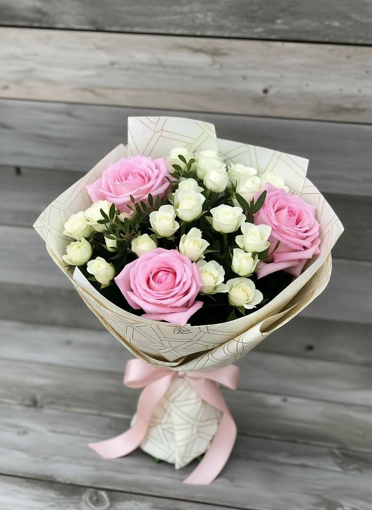 Букет цветов из: Розы в Жилёво