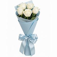 Букет 5 Белых роз Проуд в Жилёво