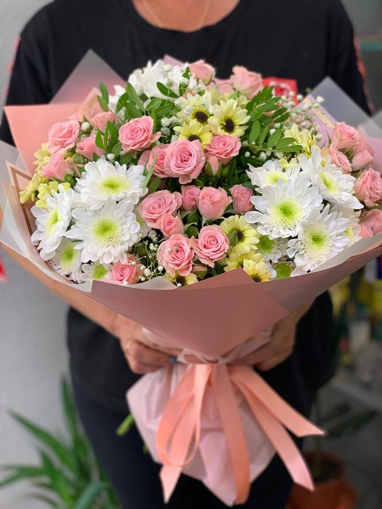 Букет цветов из: Розы и Хризантемы в Жилёво