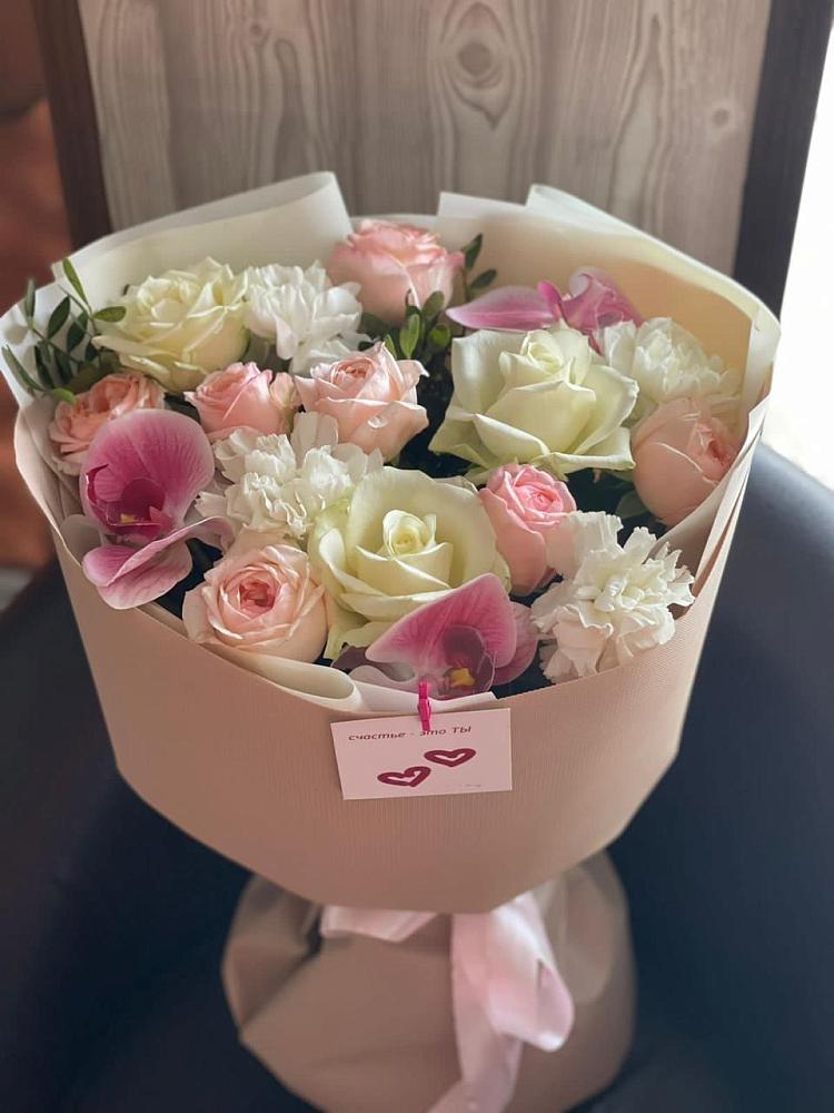 Букет цветов из: Орхидеи, Розы и Гвоздики в Жилёво