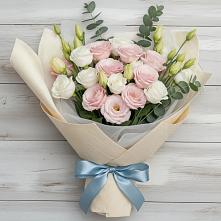 Букет цветов из:  Лизиантусы в Жилёво