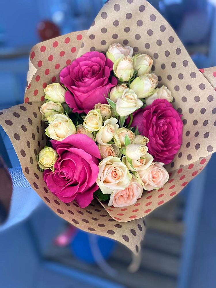 Букет цветов из: Розы в Жилёво