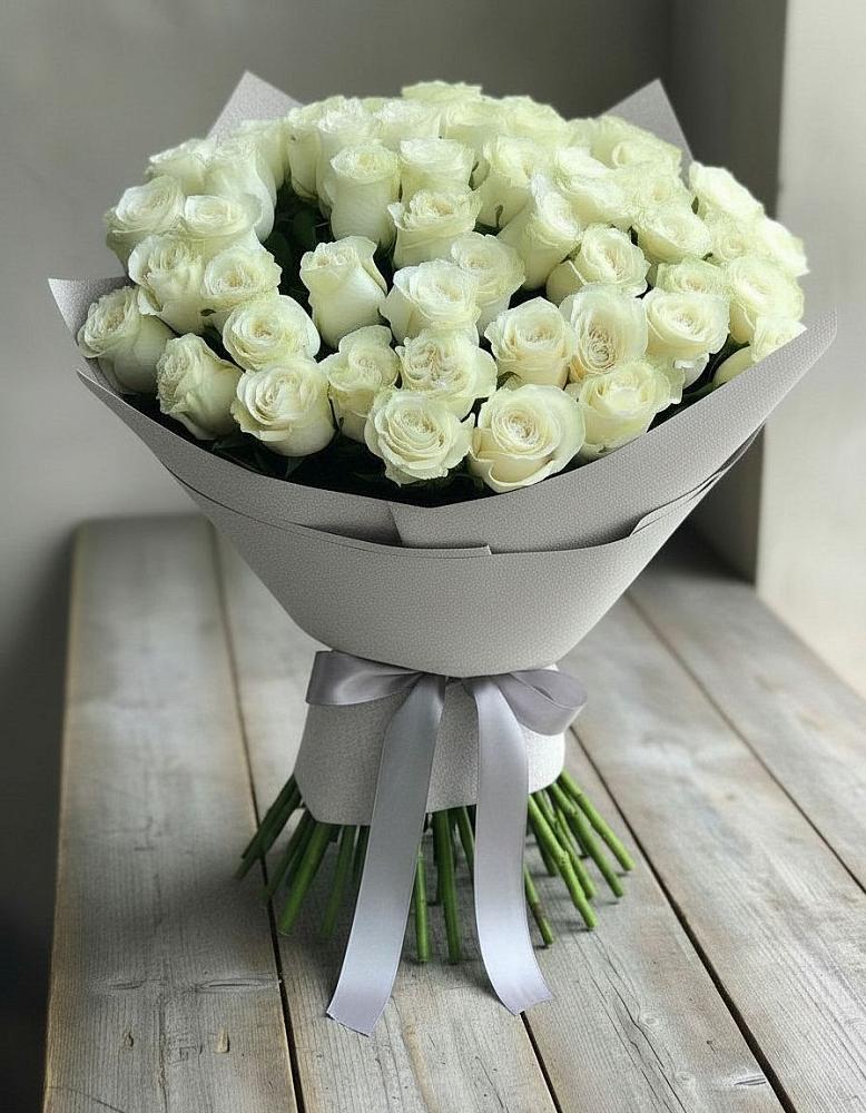 Букет 35 Белых роз в Жилёво
