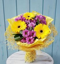 Букет цветов из:  Хризантемы и Герберы в Жилёво