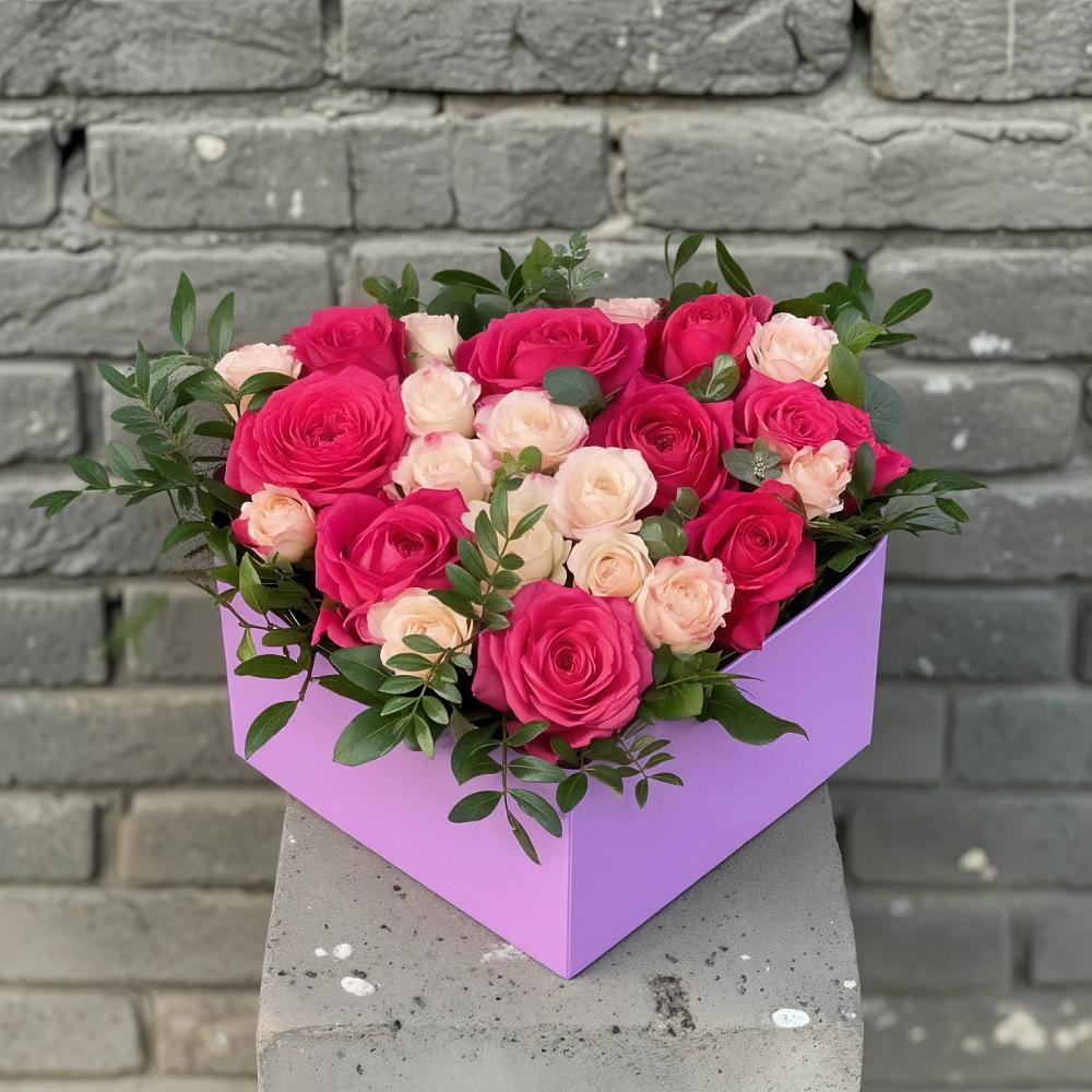 Цветочная композиция из Розы в коробке в Жилёво