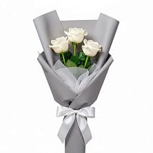 Букет 3 белые розы в Жилёво