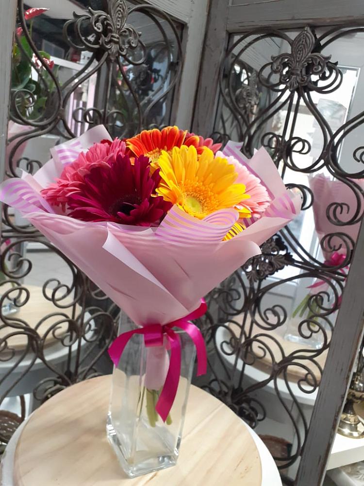 Букет цветов из: Герберы в Жилёво