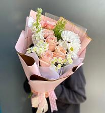 Букет цветов из:  Хризантемы и Розы в Жилёво