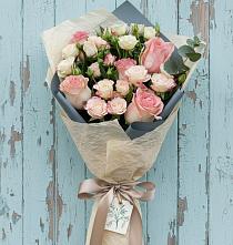 Букет цветов из:  Розы #REPLACE_PRED# Жилёво