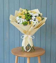 Букет цветов из:  Хризантемы и Розы #REPLACE_PRED# Жилёво