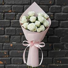 Букет цветов из:  Розы #REPLACE_PRED# Жилёво