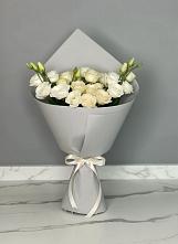 Букет цветов из:  Розы и Лизиантусы в Жилёво